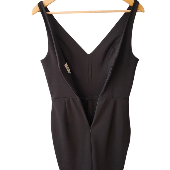 Evereve A New York Black Double V-neck Jumpsuit Size Small - Picture 8 of 9